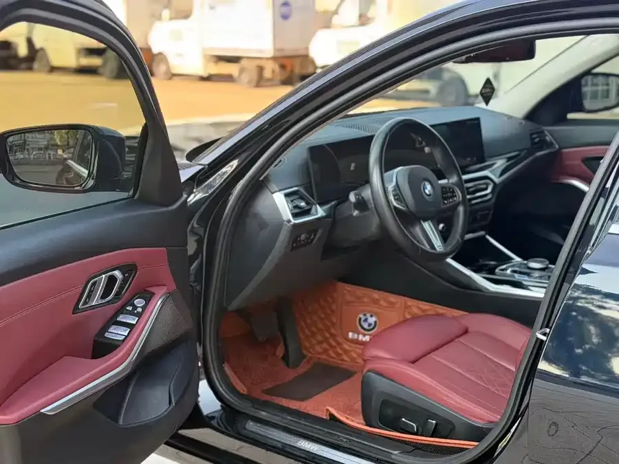 BMW i3 2024 eDrive 35 L 2024 — миниатюра 4