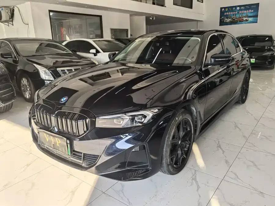 BMW i3 2024