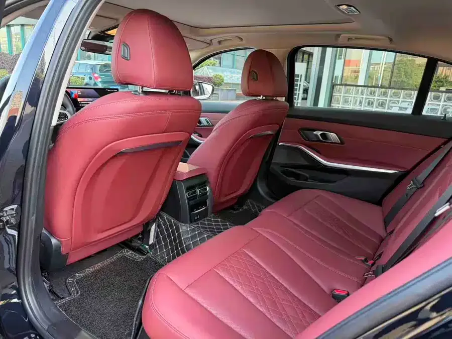 BMW i3 2024 eDrive 35 L 2024 — миниатюра 5