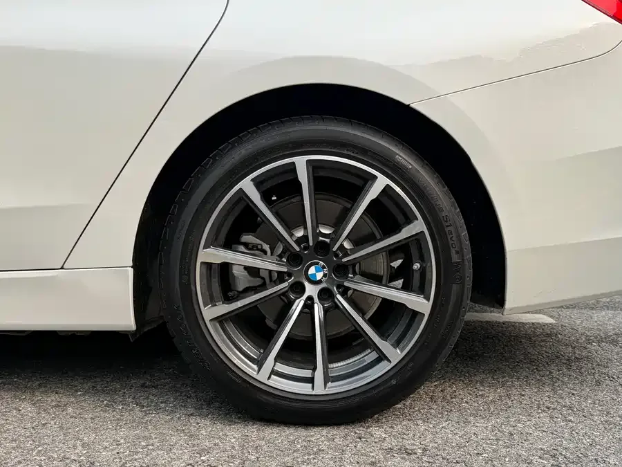 BMW 6 Series GT 2022 630i Luxury Design Package 2024 — миниатюра 5