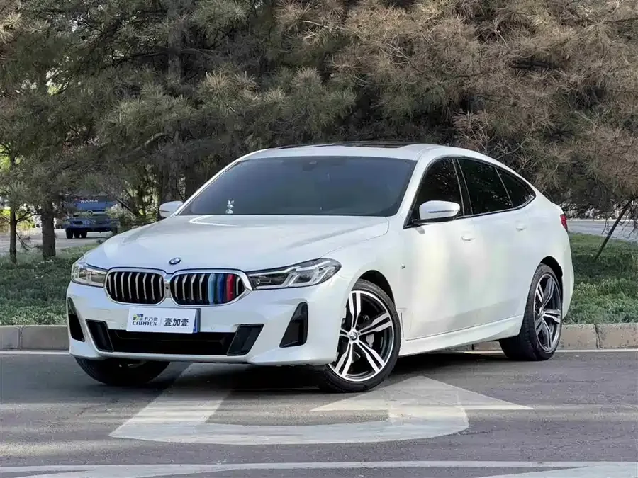 BMW 6 Series GT 2025