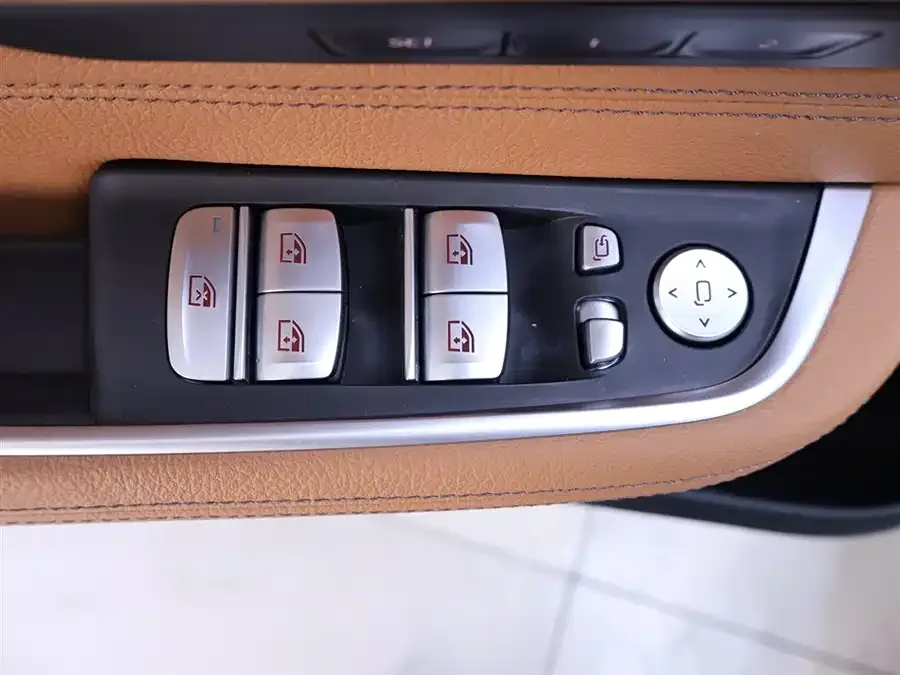 BMW 6 Series GT 2021 facelift 630i luxury design package 2023 — миниатюра 5