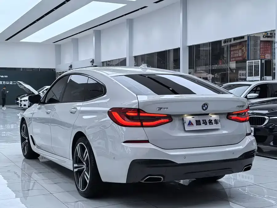 BMW 6 Series GT 2022 630i M Sport Package 2024 — миниатюра 4