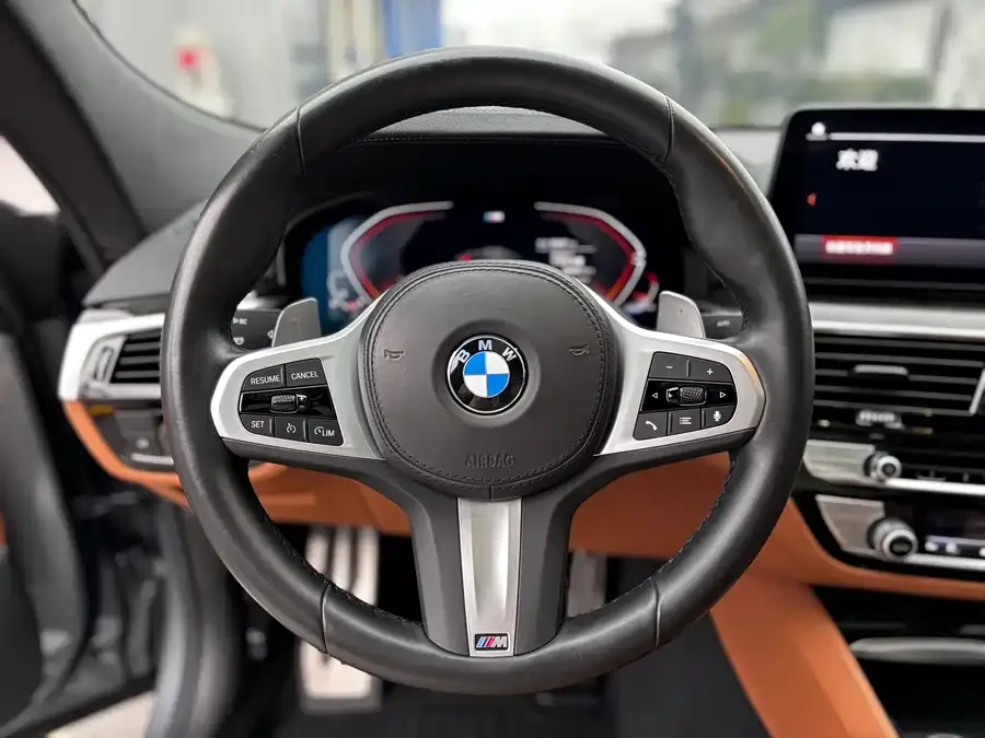 BMW 6 Series GT 2022 630i M Sport Package 2024 — миниатюра 5
