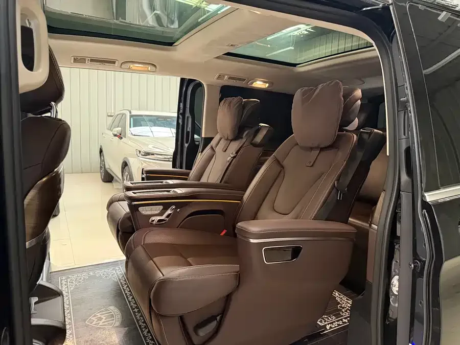 Mercedes-Benz Class V Mercedes-Benz V-Class 2021 V 260 L Long Wheelbase Luxury Edition 2022 — миниатюра 5