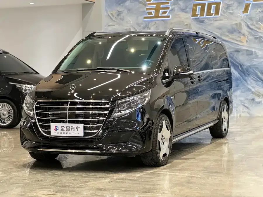 Mercedes-Benz Class V 2025