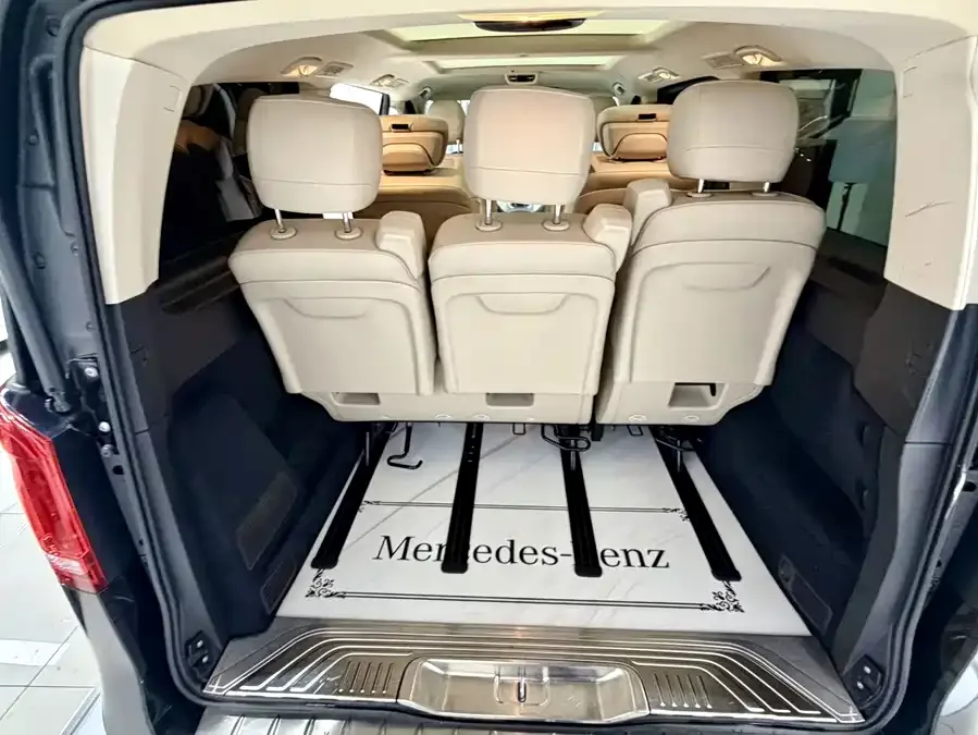 Mercedes-Benz Class V Mercedes-Benz V-Class 2022 V 260 Pilot Edition 2024 — миниатюра 4