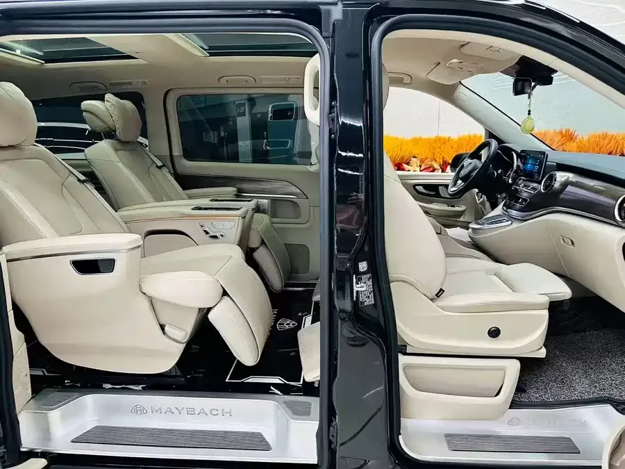 Mercedes-Benz Class V Mercedes-Benz V-Class 2022 V 260 Premium Edition 2023 — миниатюра 4