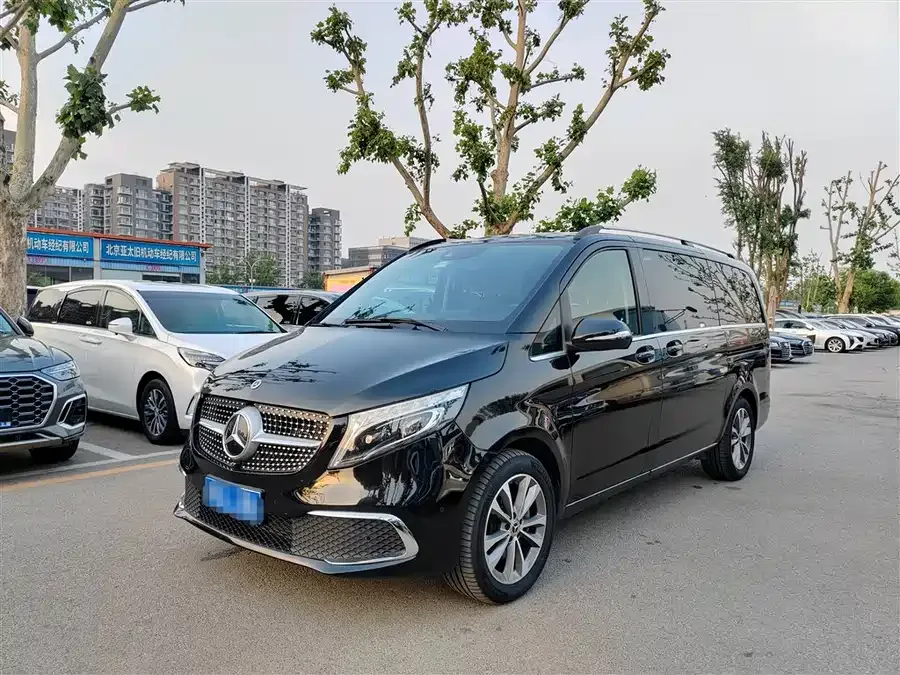 Mercedes-Benz Class V 2022