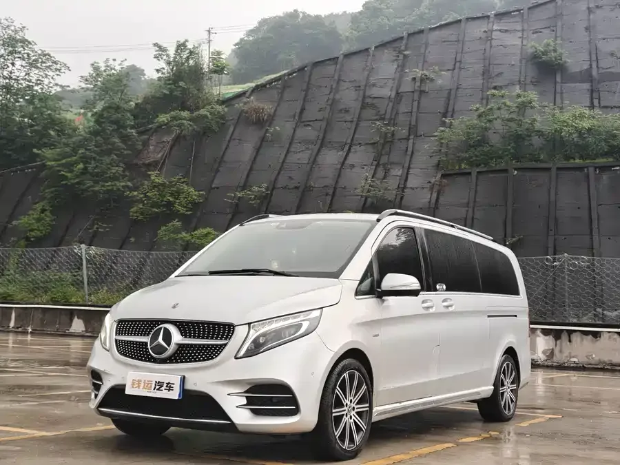 Mercedes-Benz Class V 2023