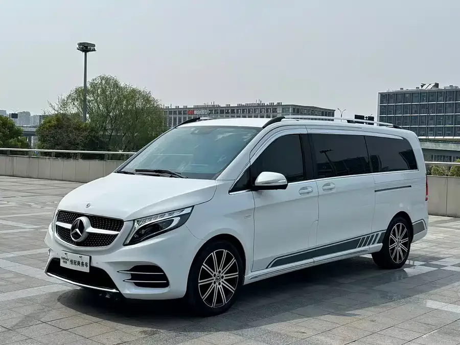 Mercedes-Benz Class V 2023