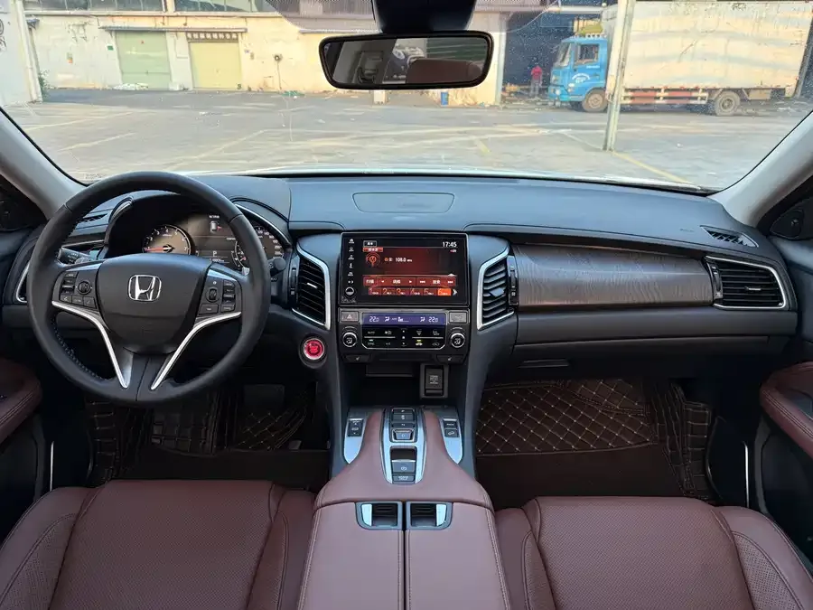 Honda Avancier 2020 Crown Road 370TURBO 4WD Premium Edition 2023 — миниатюра 3