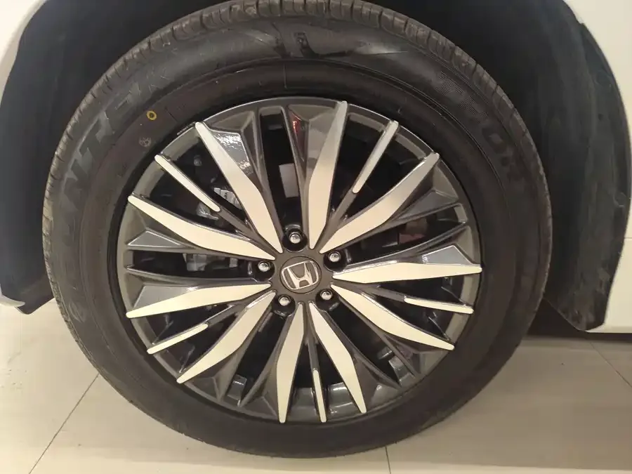 Honda Avancier 2020 Crown Road 370TURBO 4WD Premium Edition Dual Color 2022 — миниатюра 5