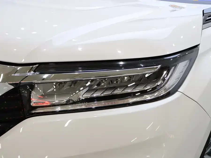 Honda Avancier 2020 Crown Road 370TURBO 4WD Premium Edition 2022 — миниатюра 3