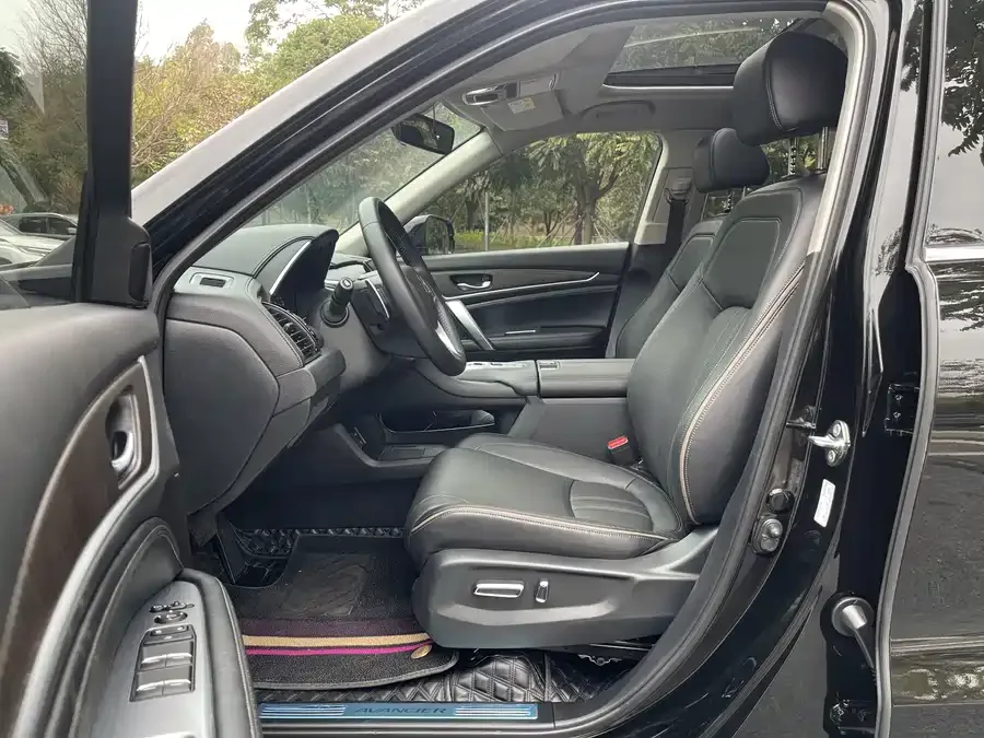 Honda Avancier 2020 Crown Road 370TURBO 4WD Premium Edition 2023 — миниатюра 2