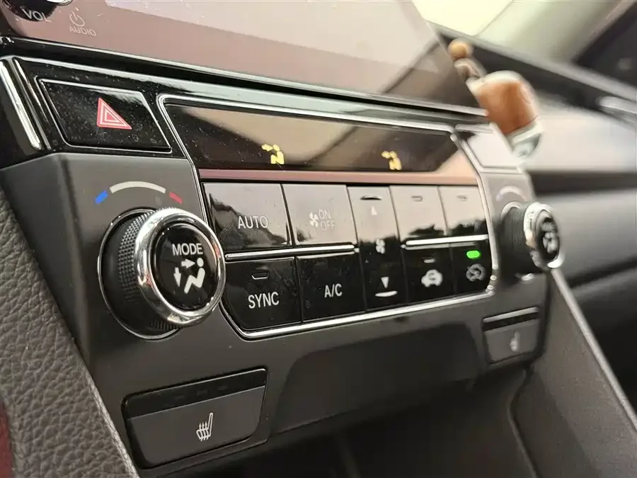 Honda Avancier 2020 Crown Road 370TURBO 2WD Luxury Edition 2022 — миниатюра 5