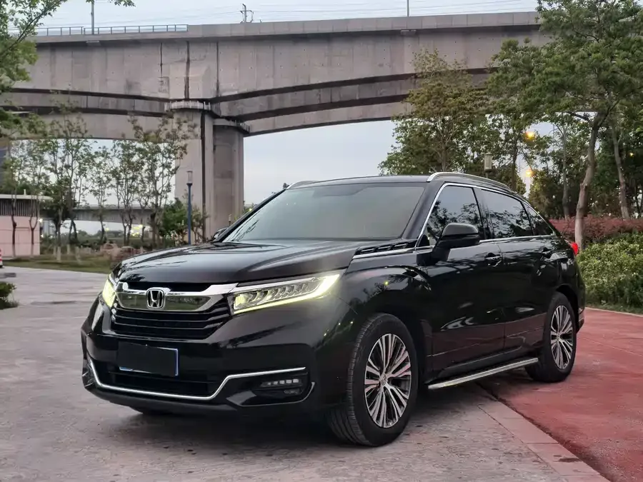 Honda Avancier 2020 Crown Road 240TURBO 2WD Comfort Edition 2022 — фото 1, купить с доставкой в Москву