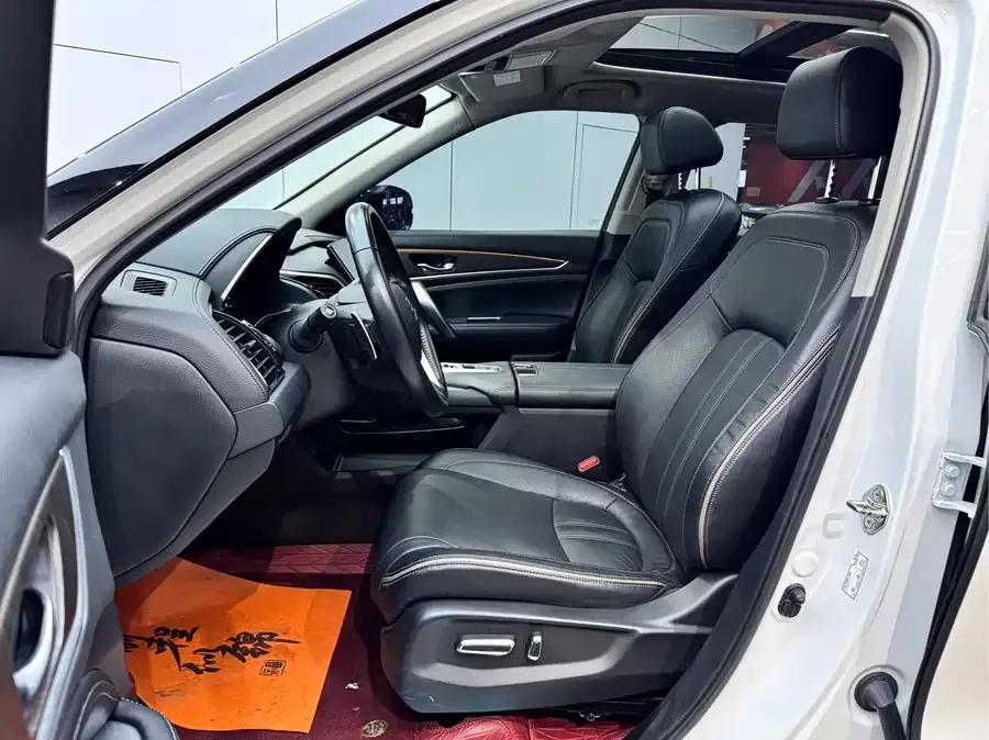 Honda Avancier 2020 Crown Road 370TURBO 2WD Luxury Edition 2022 — миниатюра 3