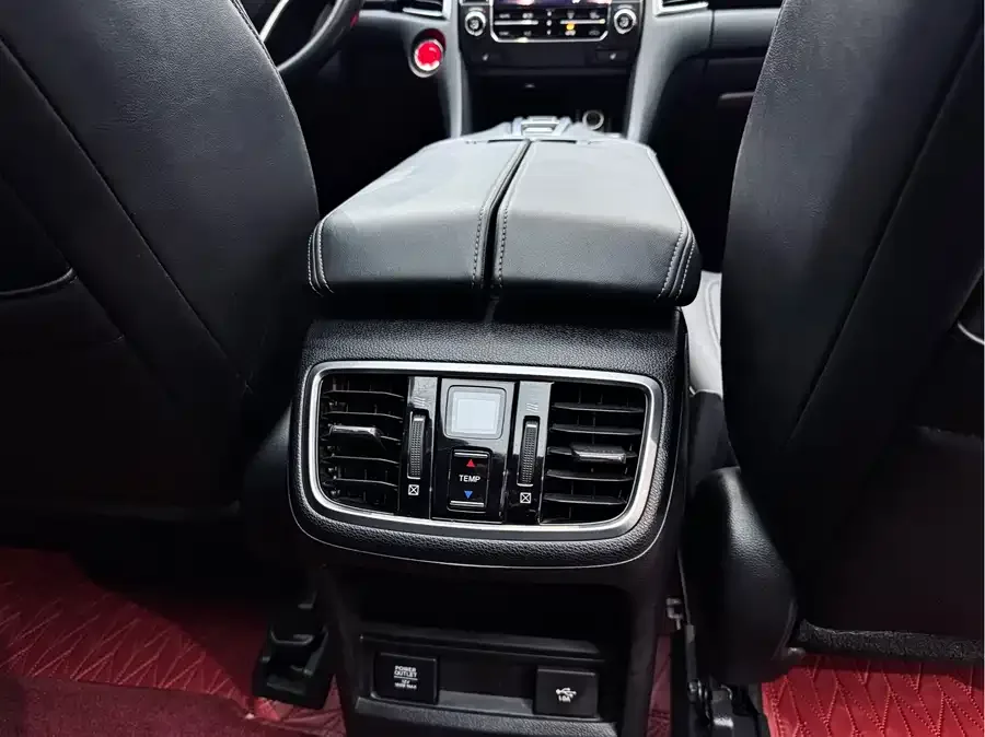 Honda Avancier 2020 Crown Road 370TURBO 2WD Luxury Edition 2022 — миниатюра 5