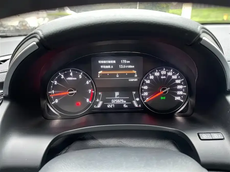Honda Avancier 2023 Crown Road 370TURBO 2WD Luxury Edition 2023 — миниатюра 3