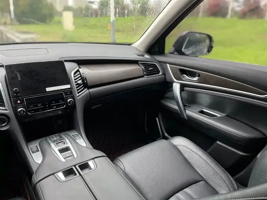 Honda Avancier 2023 Crown Road 370TURBO 2WD Luxury Edition 2023 — миниатюра 5