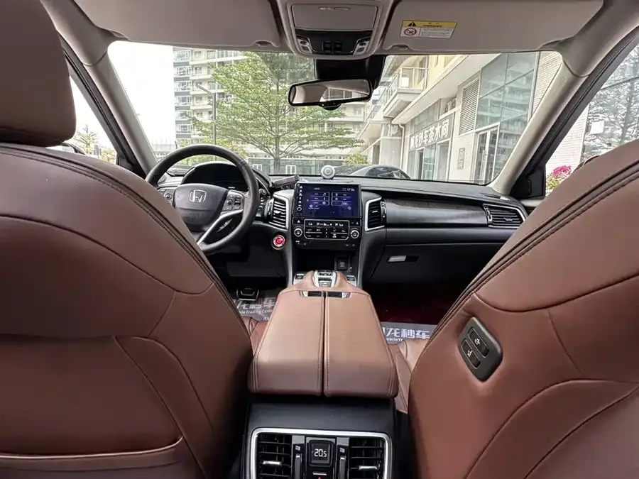 Honda Avancier 2020 Crown Road 370TURBO 4WD Supreme Edition 2022 — миниатюра 5