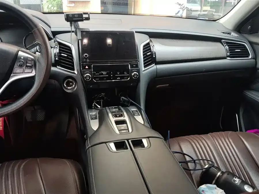 Honda Avancier 2020 Crown Road 370TURBO 4WD Premium Edition 2022 — миниатюра 4