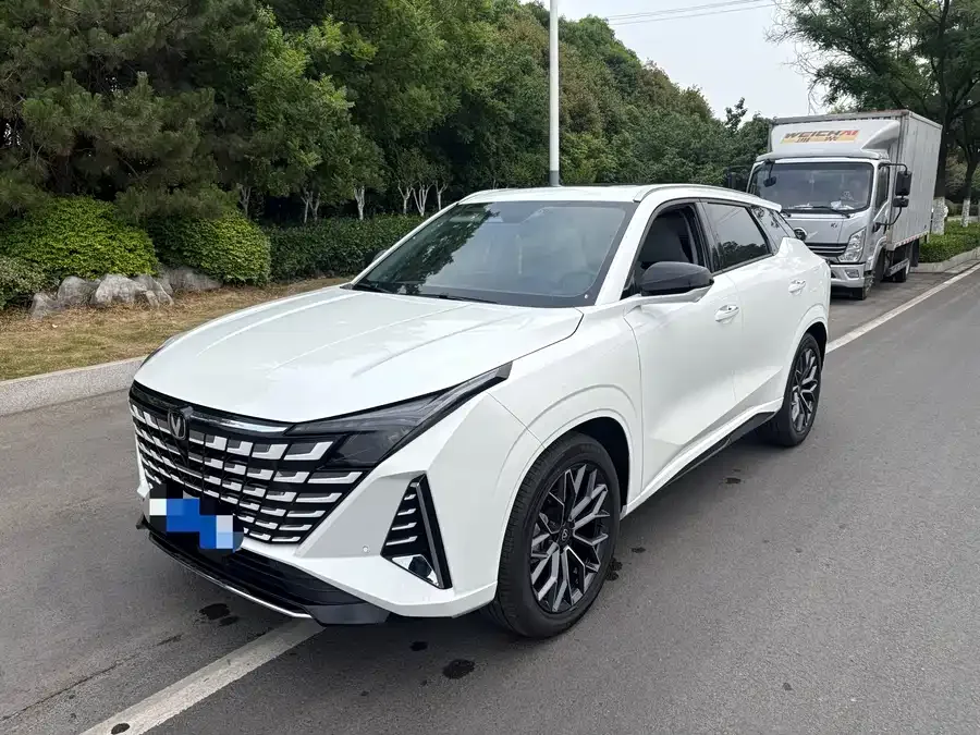 Changan Uni-Z 2024