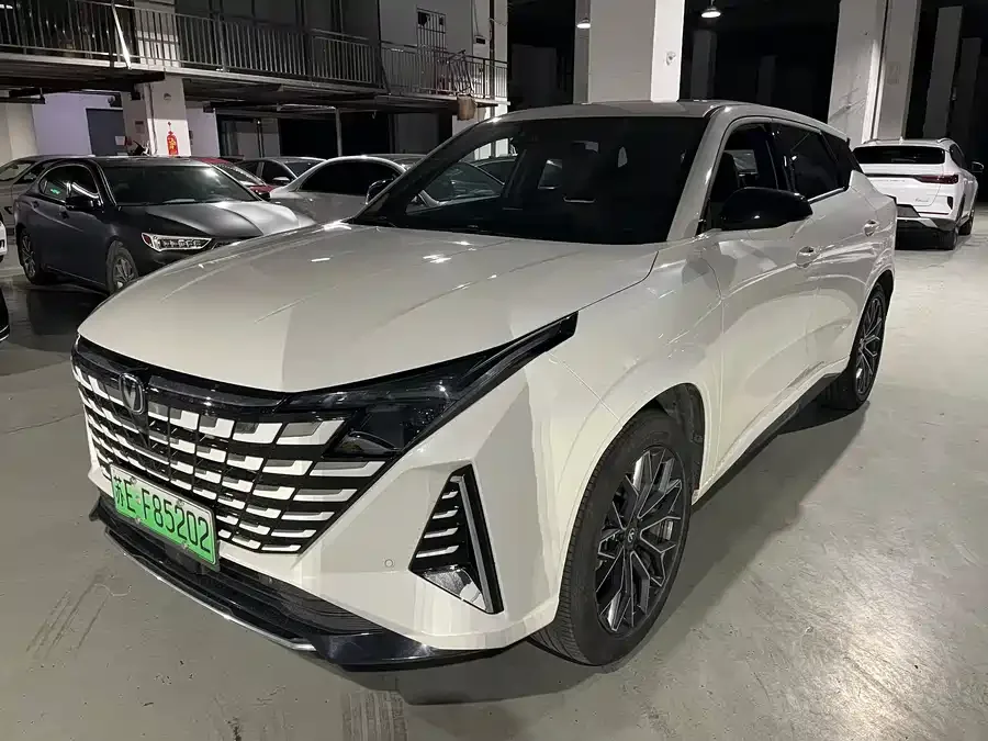 Changan UNI-Z PHEV 2024