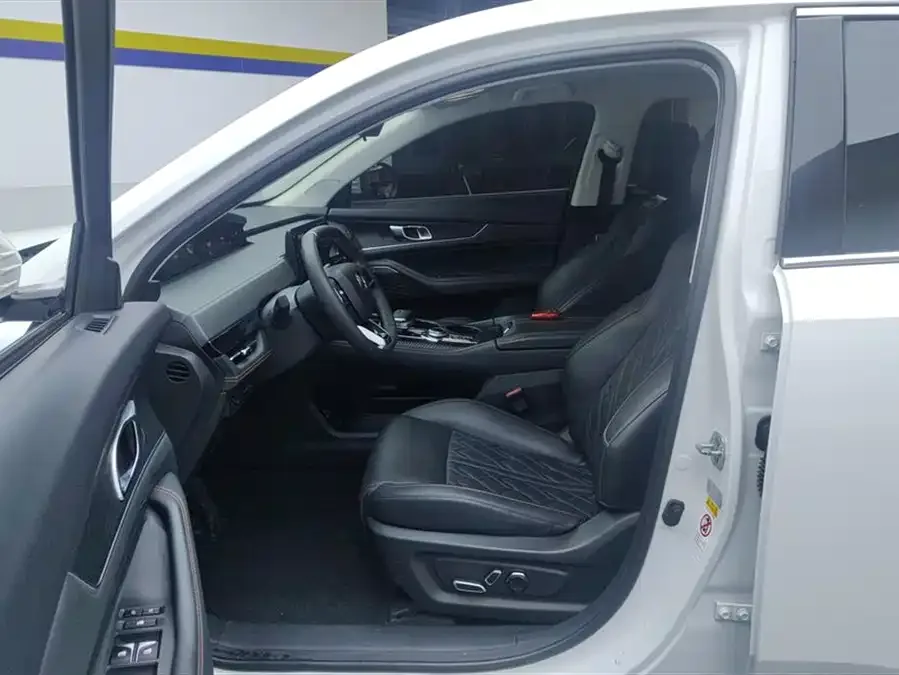 Changan UNI-K Changan UNI-K 2021 2.0T Excellence Edition 2022 — миниатюра 3