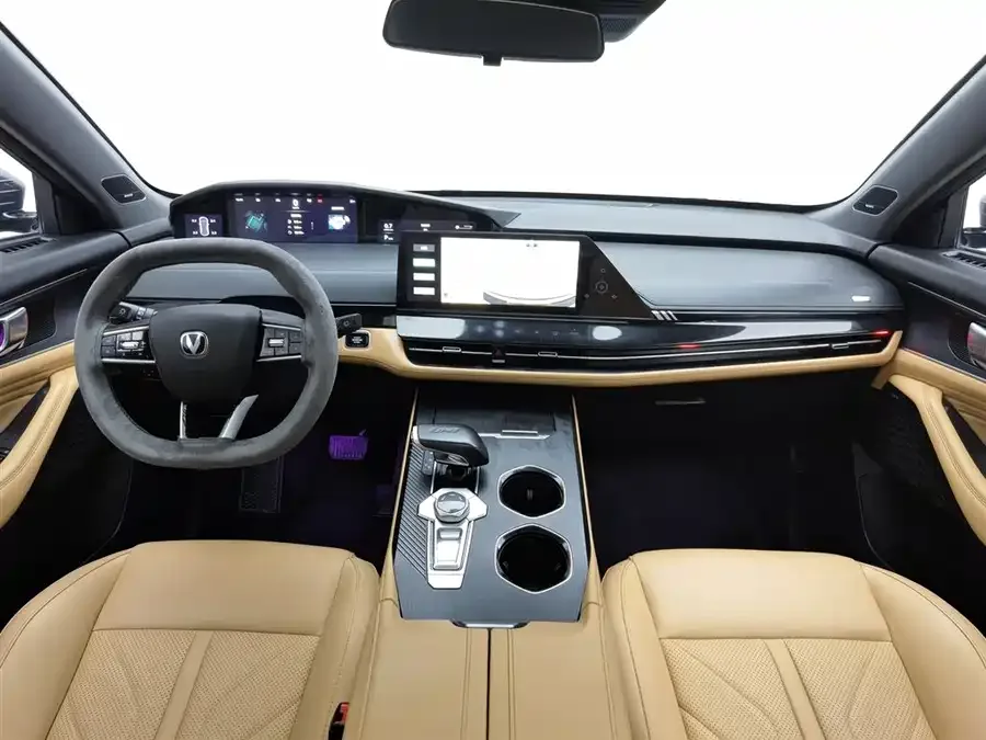 Changan UNI-K Changan UNI-K 2024 2.0T 2WD Yue Shang Edition 2024 — миниатюра 2