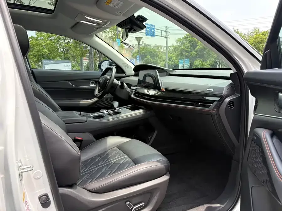 Changan UNI-K Changan UNI-K 2021 2.0T Excellence Edition 2022 — миниатюра 3