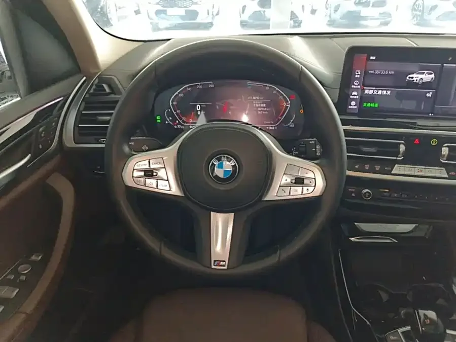 BMW X3 2022 facelift xDrive25i M Sport package 2023 — миниатюра 3