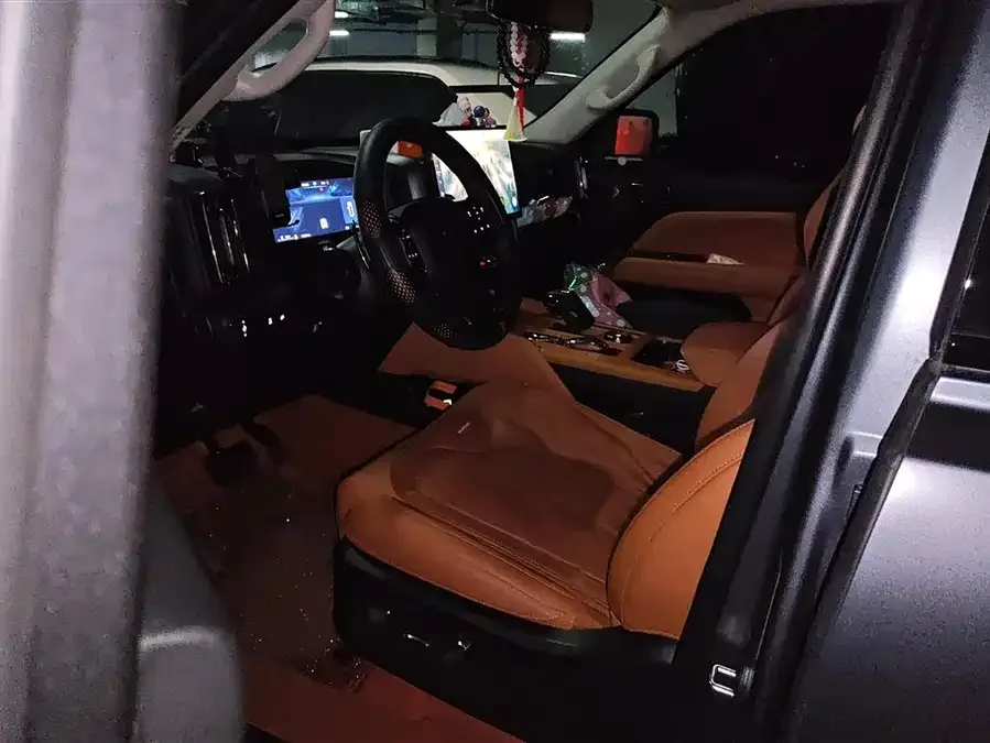 Haval H9 Haval H9 2024 2.4T Diesel 4WD Extreme Edition 2025 — миниатюра 3