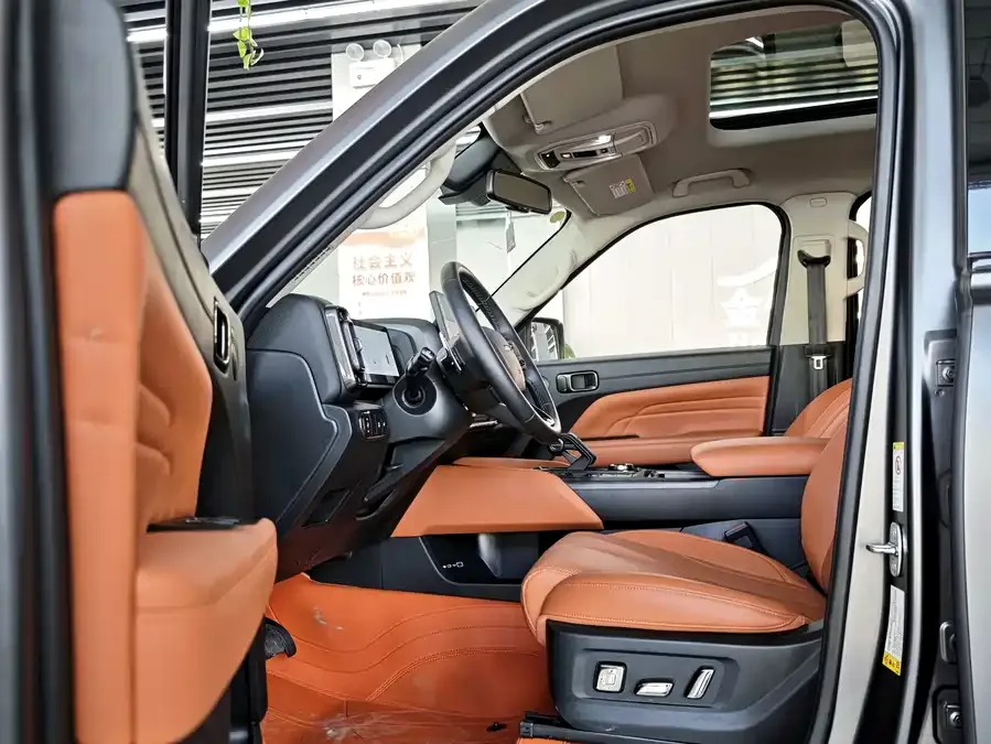 Haval H9 Haval H9 2024 2.0T Gasoline 4WD Extreme Edition 2024 — миниатюра 2