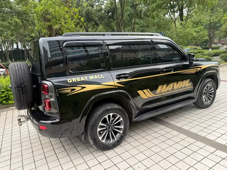 Haval H9 Haval H9 2024 2.4T Diesel 4WD Tuojing Edition 2025 — миниатюра 2