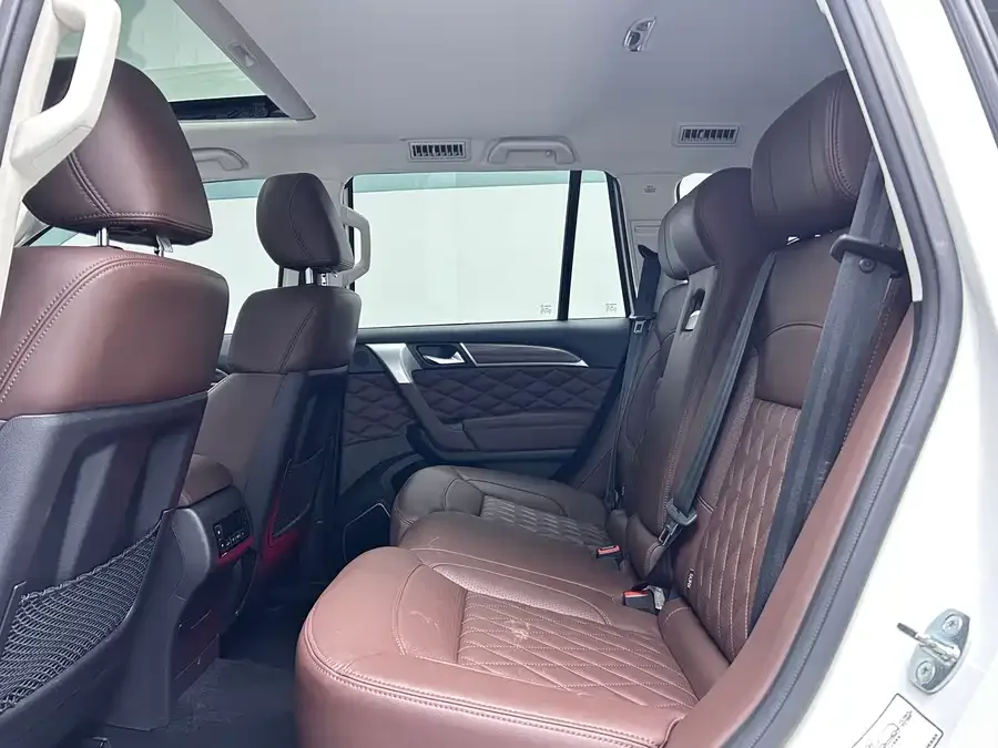 Haval H9 Haval H9 2022 2.0T Gasoline 4WD Smart Edition 5 Seaters 2023 — миниатюра 3