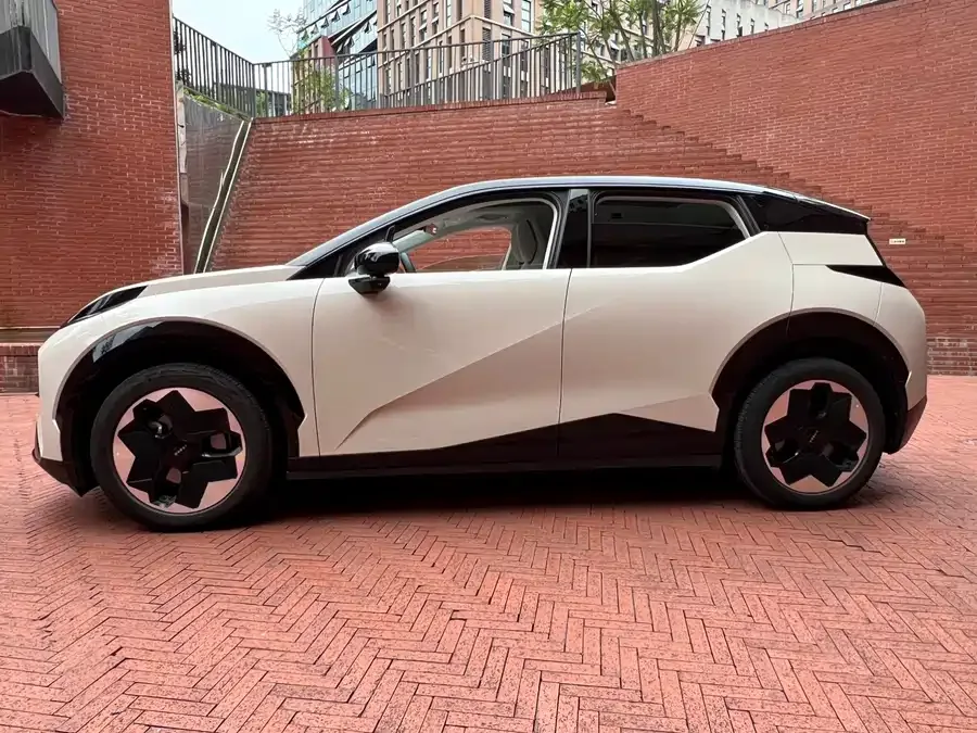 Zeekr X Zeekr X 2023 rear-wheel drive YOU version 4 seats 2023 — миниатюра 5