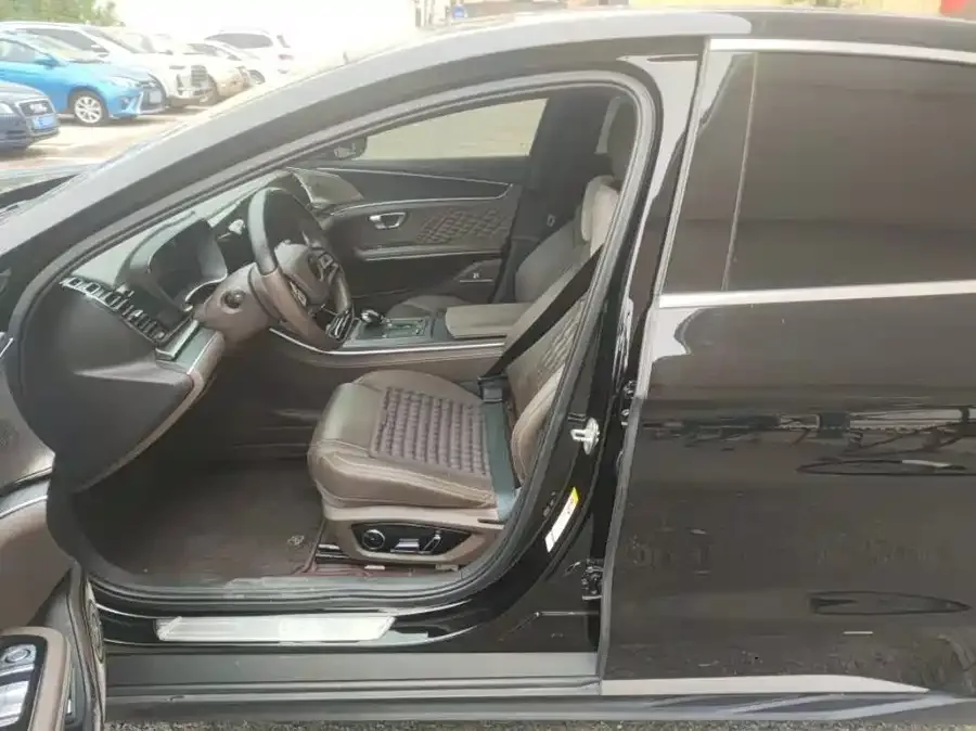 BYD Second-hand Han 2022 DM-i 121KM Premium Edition 2023 — миниатюра 3