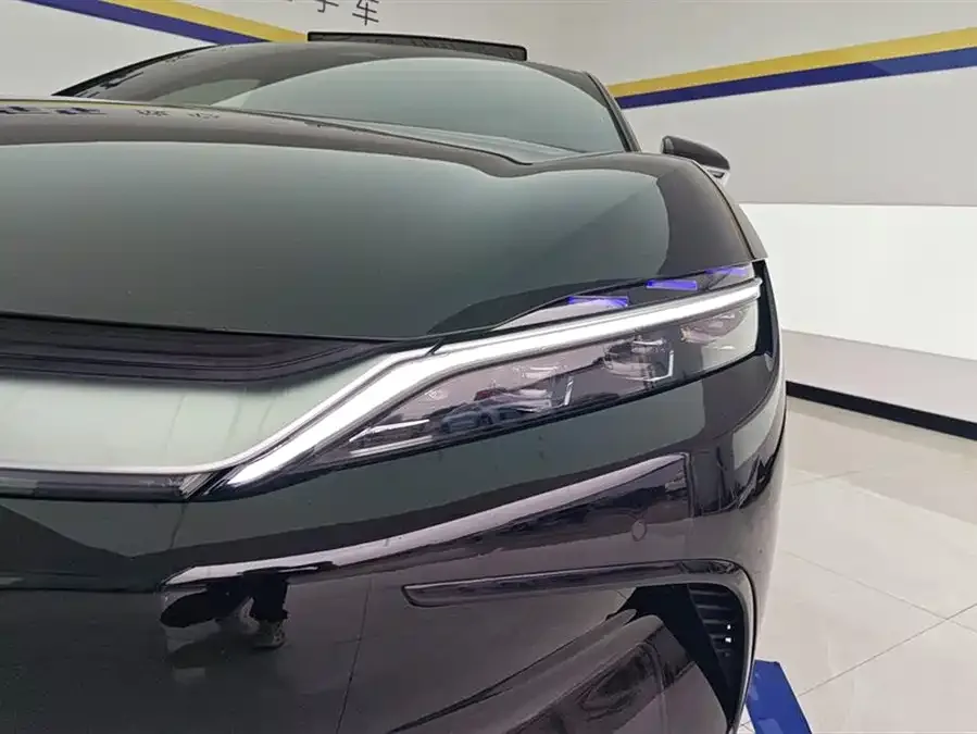 BYD Second-hand Han 2025 DM-i 125KM Premium Edition 2024 — миниатюра 2