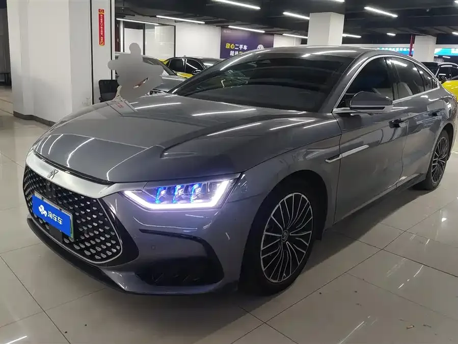 BYD Second-hand Han 2023 DM-i Champion Edition 121KM Prestige Edition 2023 — фото 1, купить с доставкой в Москву