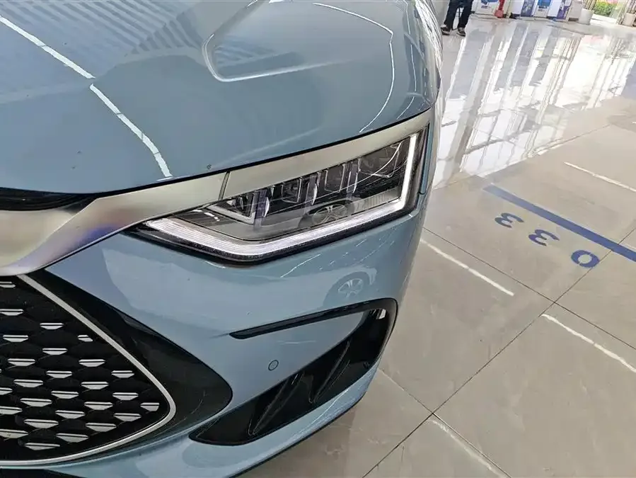 BYD Second-hand Han 2023 DM-i Champion Edition 121KM Prestige Edition 2024 — миниатюра 2