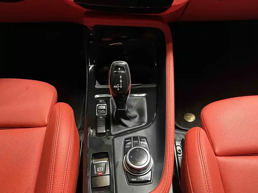 BMW X2 2023 sDrive25i M Off-Road Package 2023 — миниатюра 4