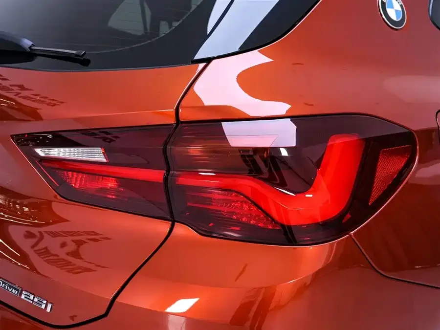 BMW X2 2022 sDrive25i M Sport Package 2022 — миниатюра 3