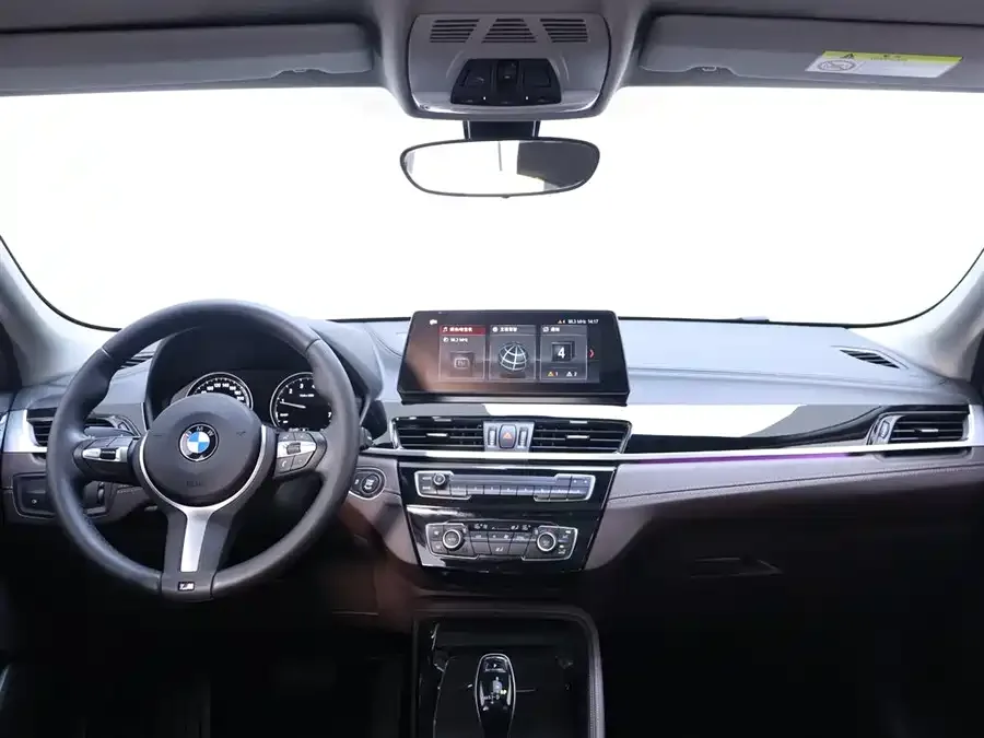 BMW X2 2022 sDrive25i M Sport Package 2022 — миниатюра 4