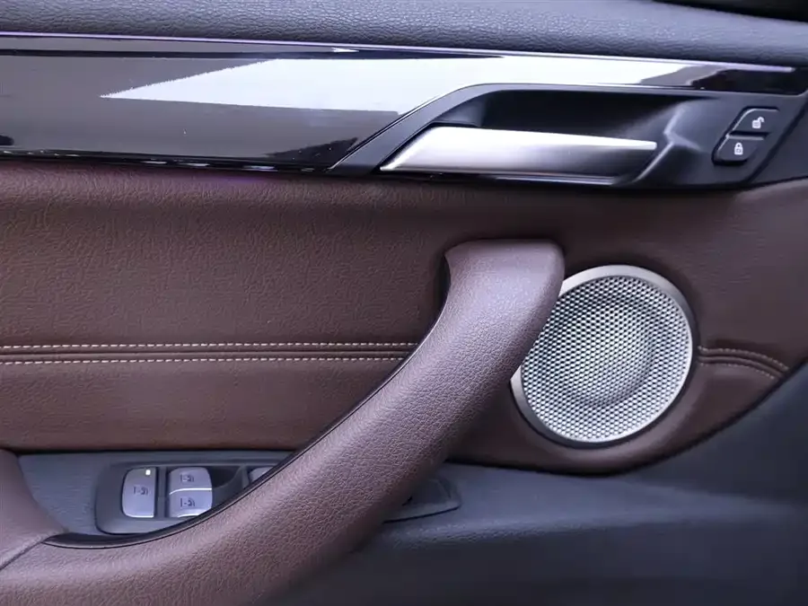 BMW X2 2022 sDrive25i M Sport Package 2022 — миниатюра 5