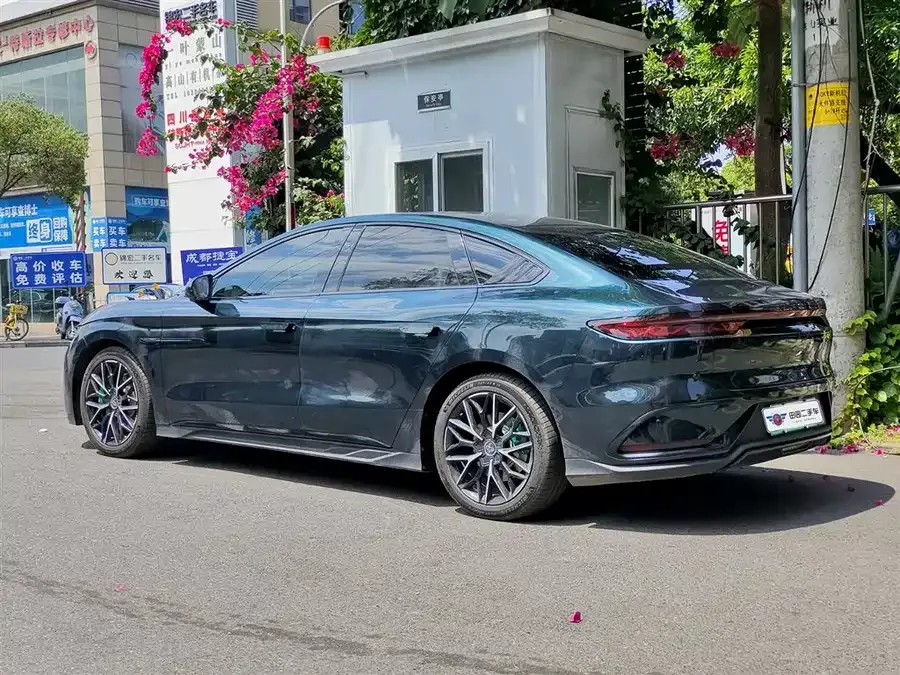 BYD Second-hand Han 2022 EV 610KM 4WD Qianshancui Limited Edition 2022 — миниатюра 4