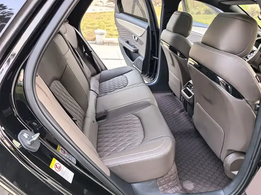 BYD Second-hand Han 2022 DM-i 121KM Premium Edition 2023 — миниатюра 3