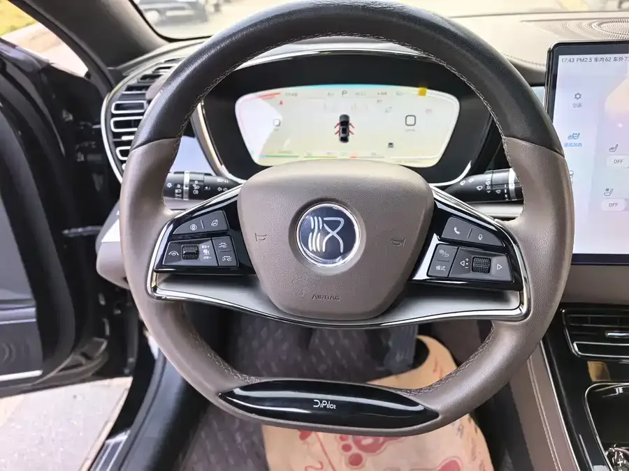 BYD Second-hand Han 2022 DM-i 121KM Premium Edition 2023 — миниатюра 4