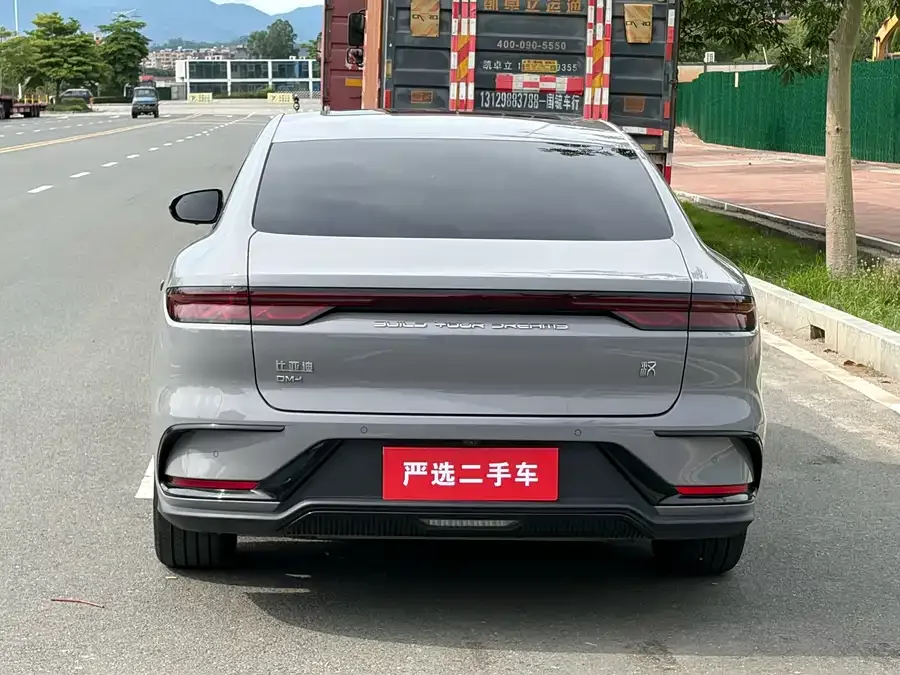 BYD Second-hand Han 2025 DM-i Intelligent Driving Edition 125KM Elite Edition 2024 — миниатюра 5
